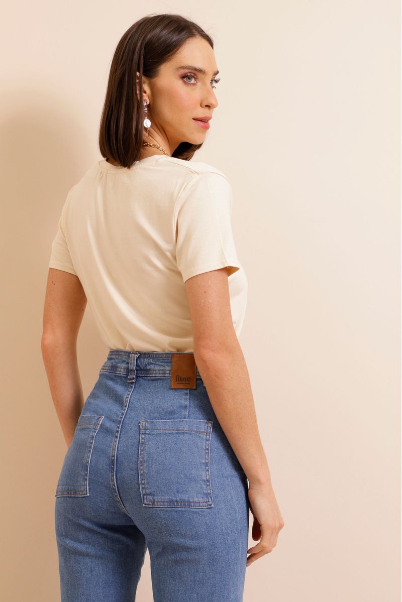 Camiseta Basic Decote V AREIA M