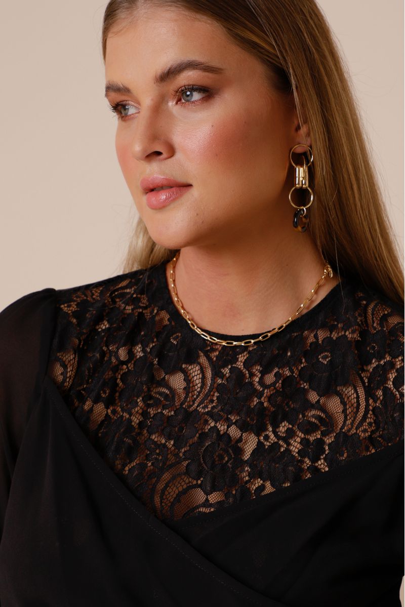 Blusa Lace Romantic PRETO 36
