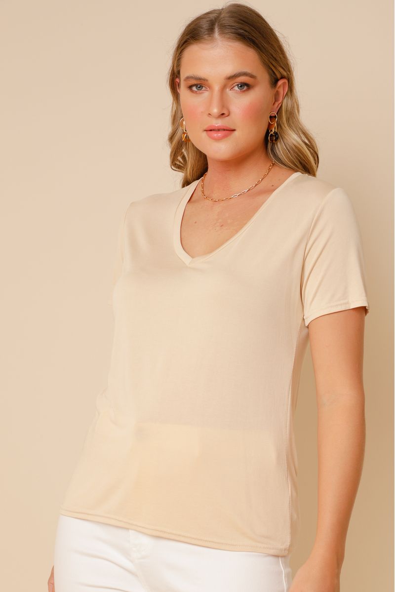 Camiseta Find Your Nude AREIA GG