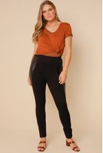 Camiseta Find Your Nude CAFÉ G