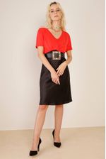 camiseta-vermelha-decote-v-New Year-look-p