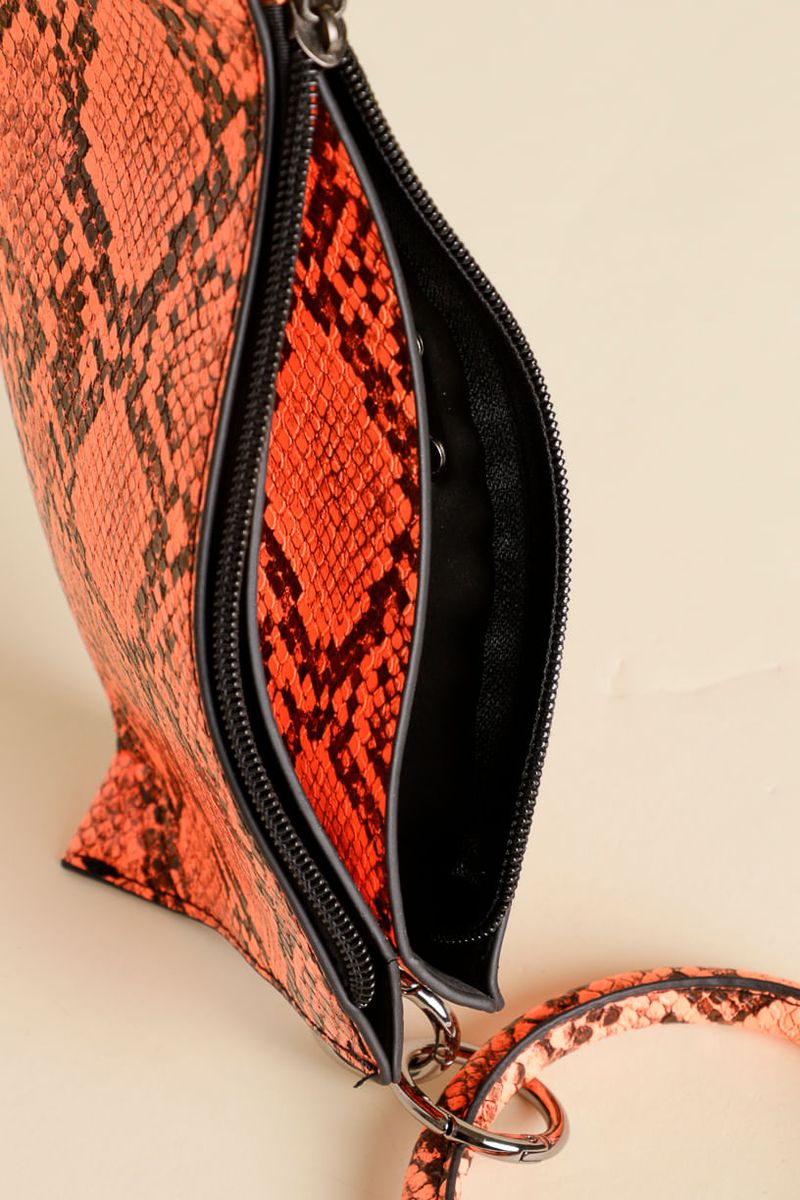 carteira-pulseira-python-neon-frente-detalhe-laranja