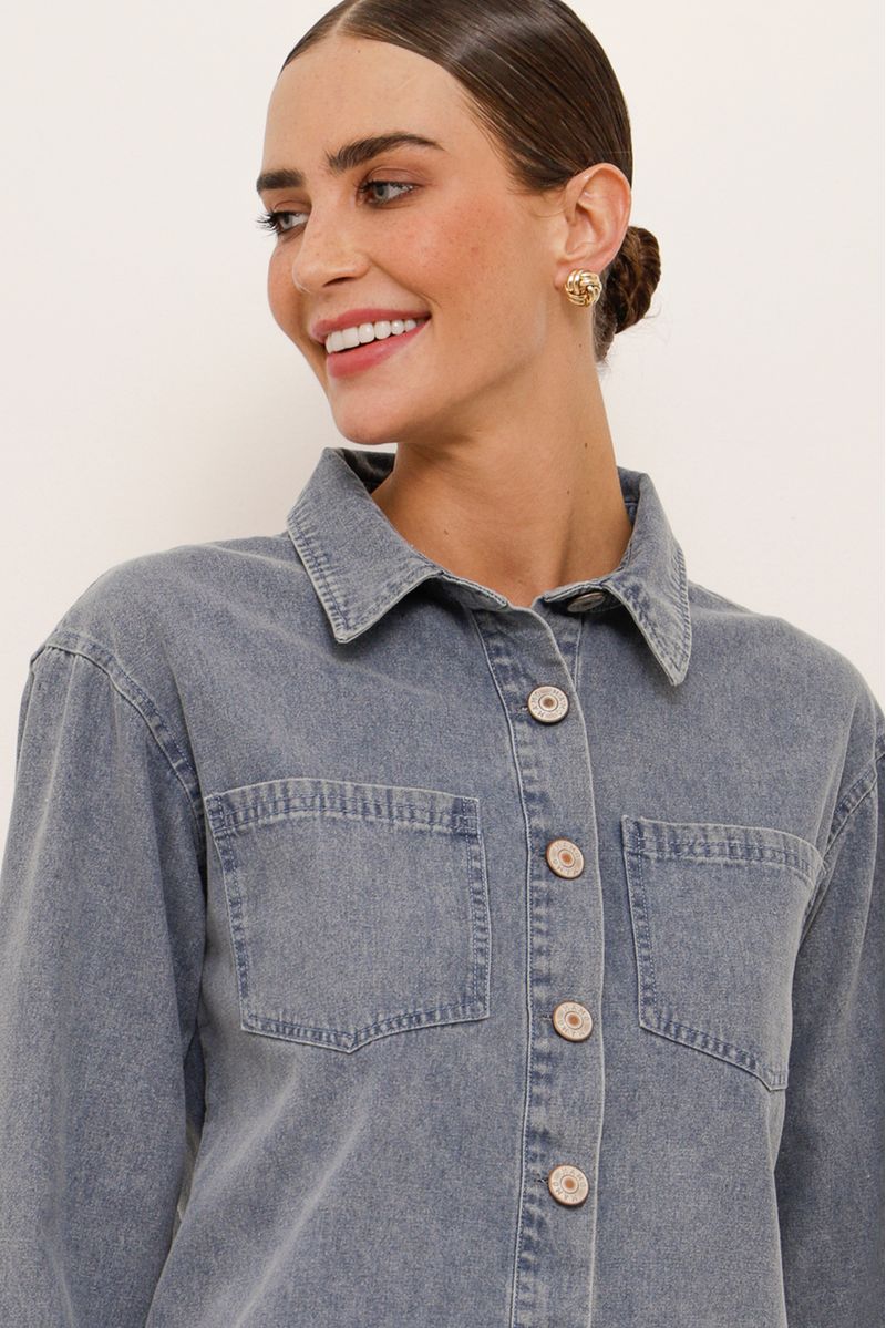 CAMISA-JEANS-BOLSOS-FRONTAIS-AZUL