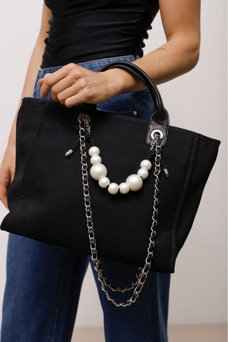 Bolsa-Tote-Alca-Perolas-E-Correntes-preto