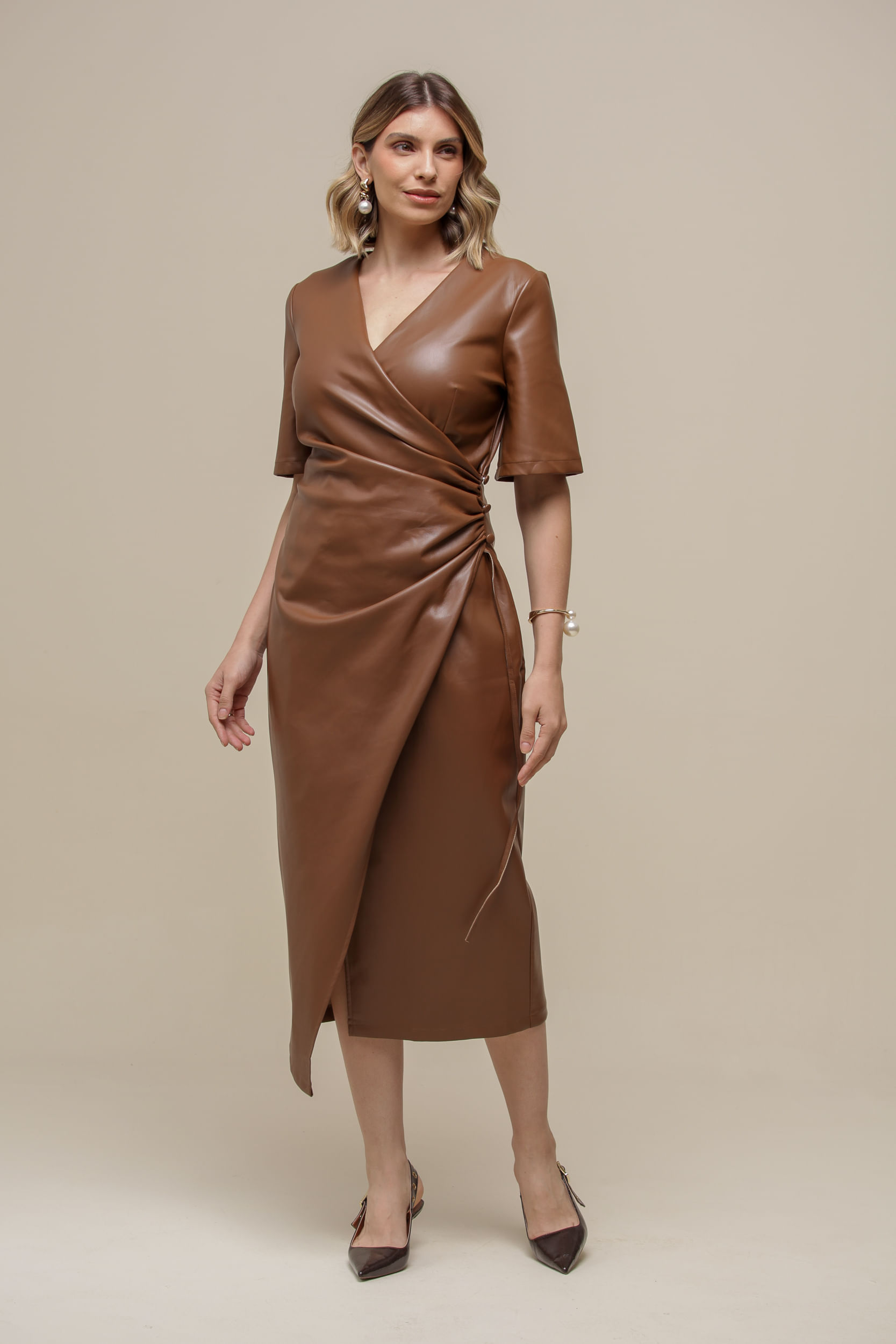 Roupas Femininas: Blusas, Camisas, Vestidos e mais Mamô