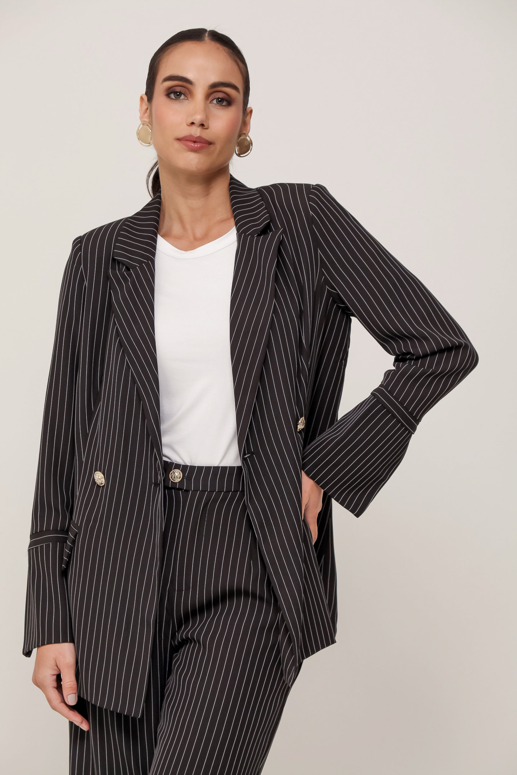 Blazer Alfaiataria Risca De Giz Preto - Mamô