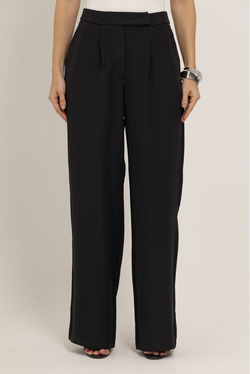 9037111_9036773-2052