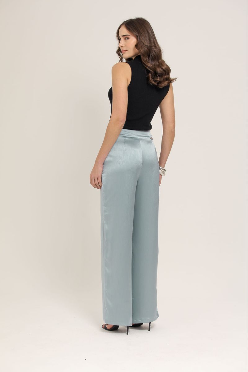 9036899_9036898-9704