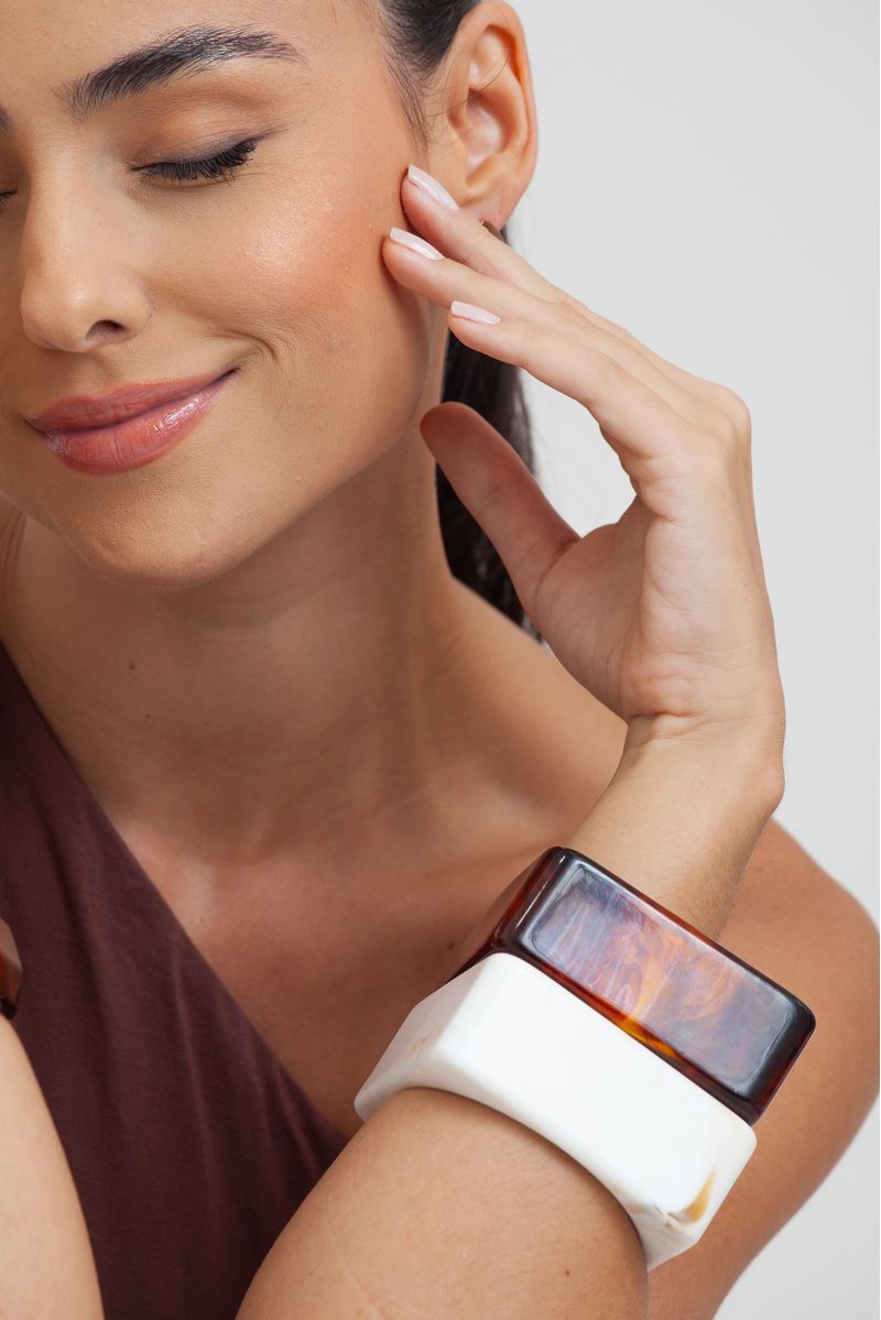 9037845_9037842-9494