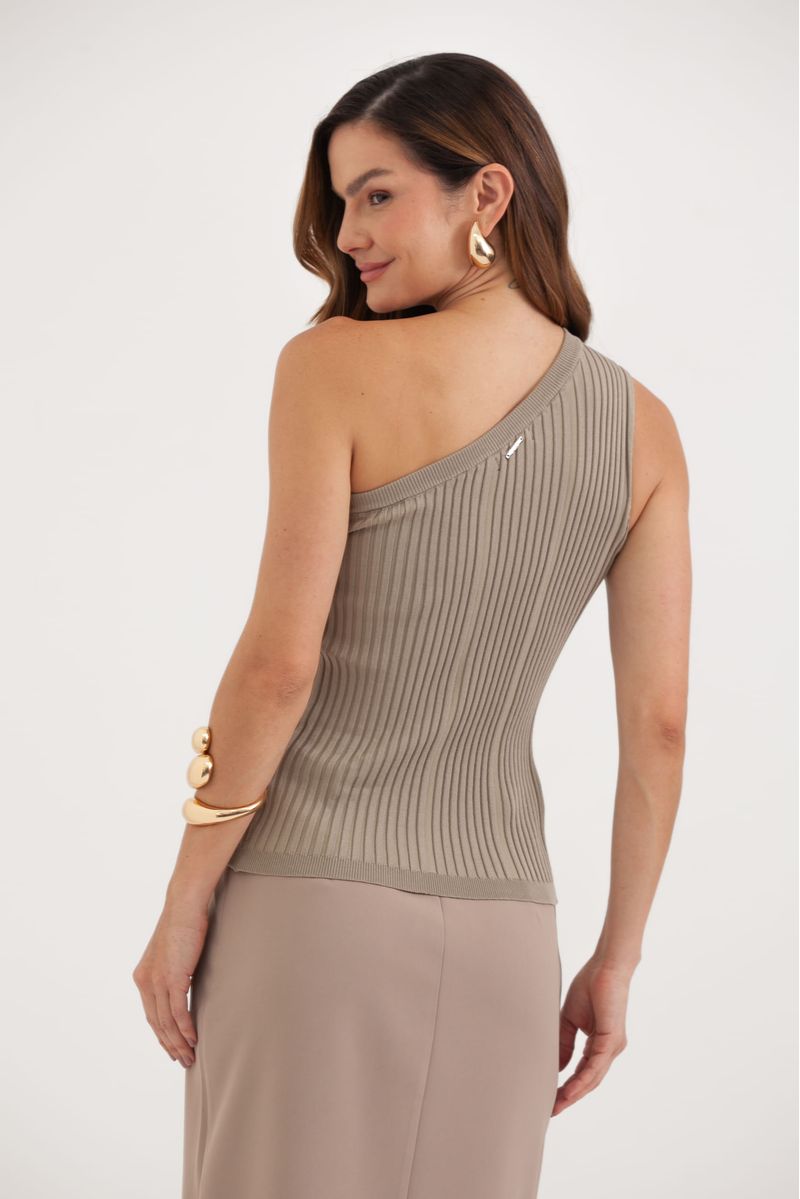 9037602_9037493-0147